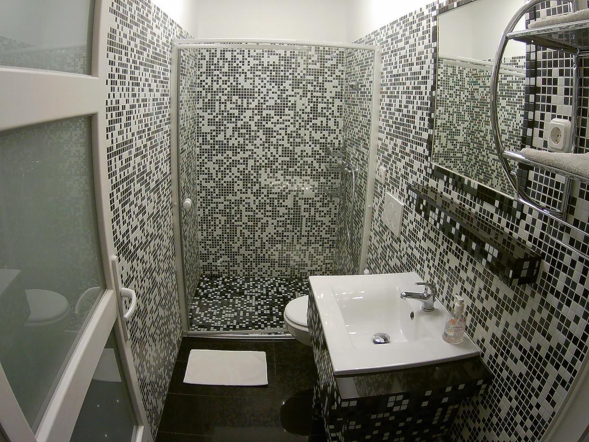 Szlavi Apartman Байя Екстериор снимка